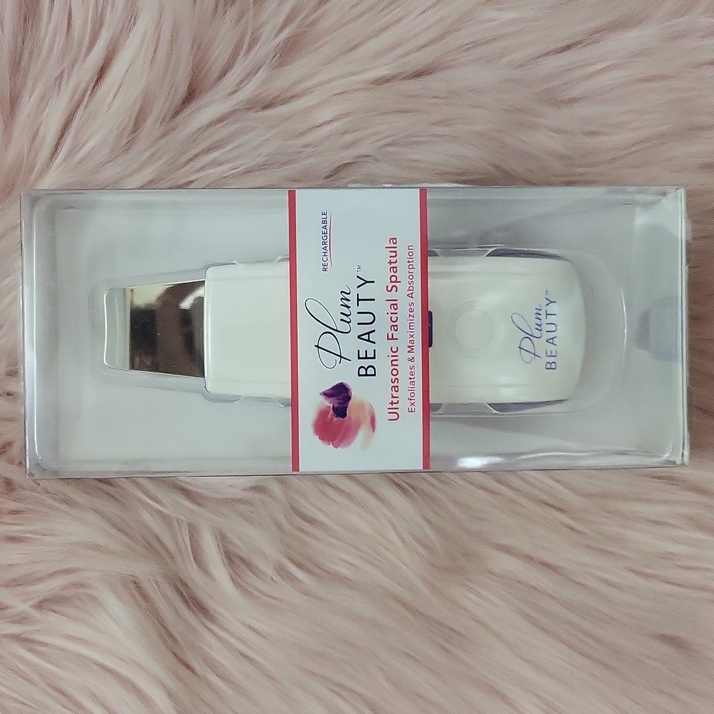 Brand New PLUM BEAUTY 8228T ULTRASONIC RECHARGEABLE FACIAL SPATULA